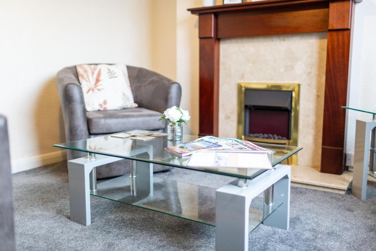 Appartement Adrian House, Near Hospital, Easy Parking + Garden à Carlisle  Extérieur photo