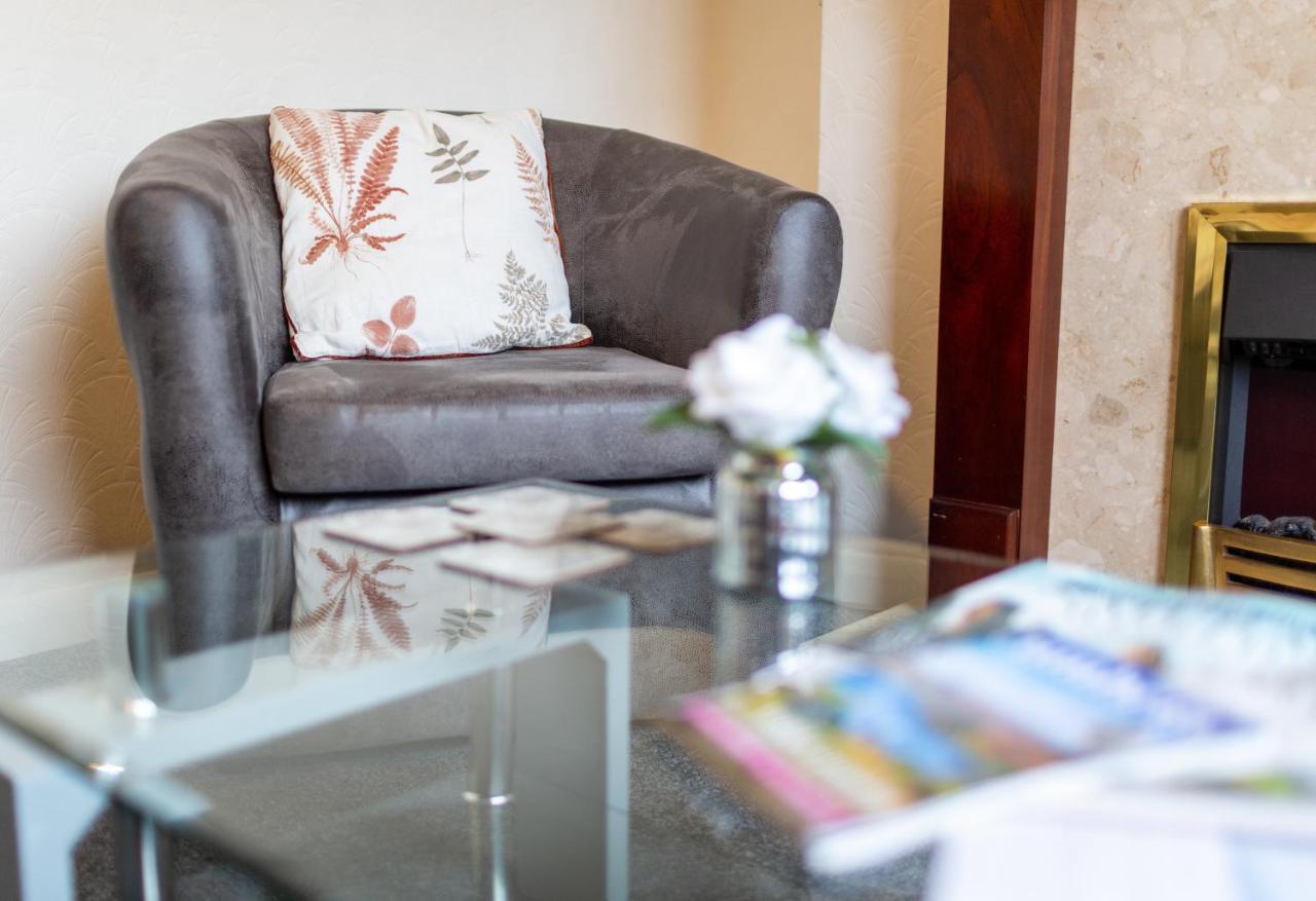 Appartement Adrian House, Near Hospital, Easy Parking + Garden à Carlisle  Extérieur photo