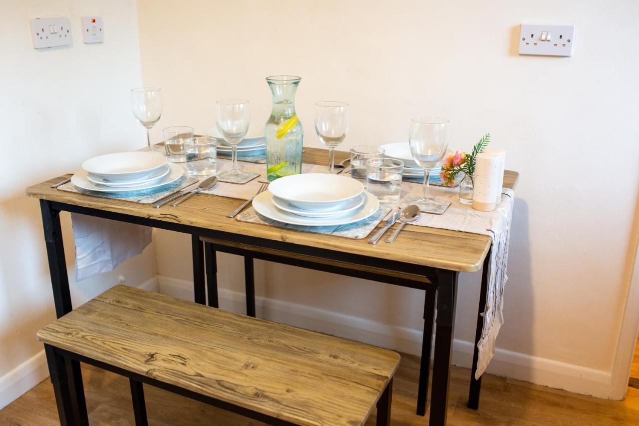 Appartement Adrian House, Near Hospital, Easy Parking + Garden à Carlisle  Extérieur photo